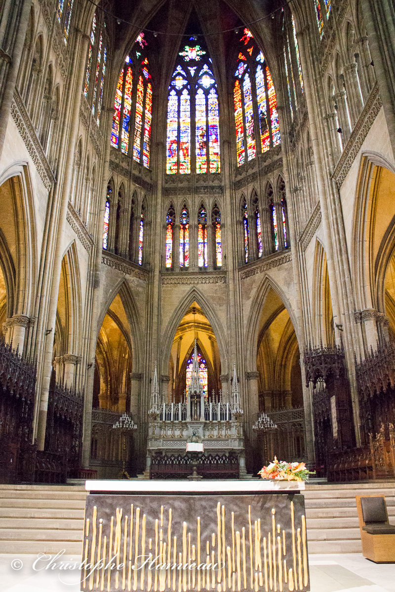 La nef de la cathédrale St Etienne